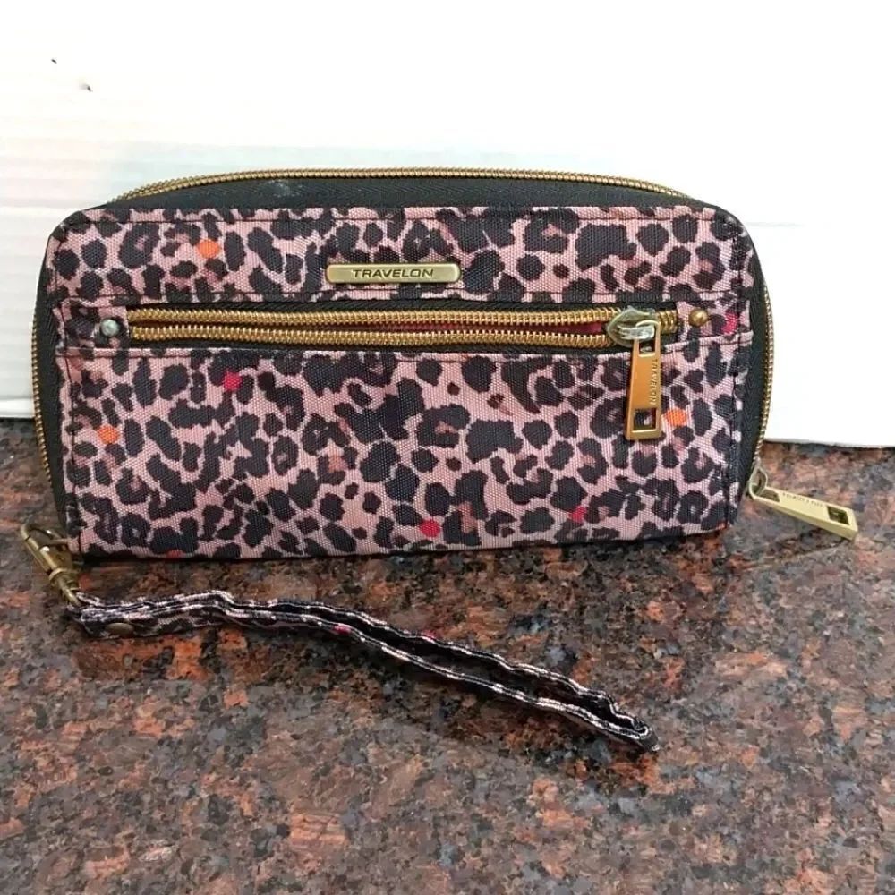 TRAVELON Leopard Print Wristlet...Unused